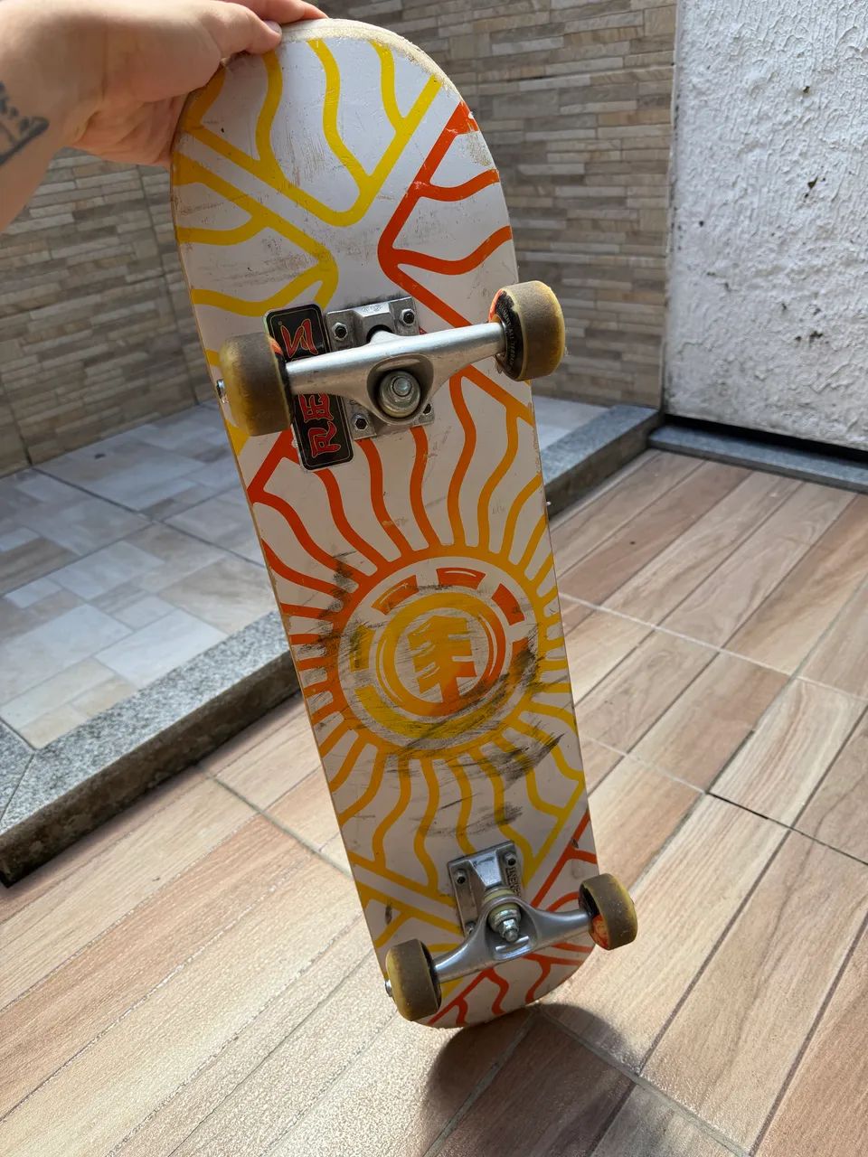 Skate Element