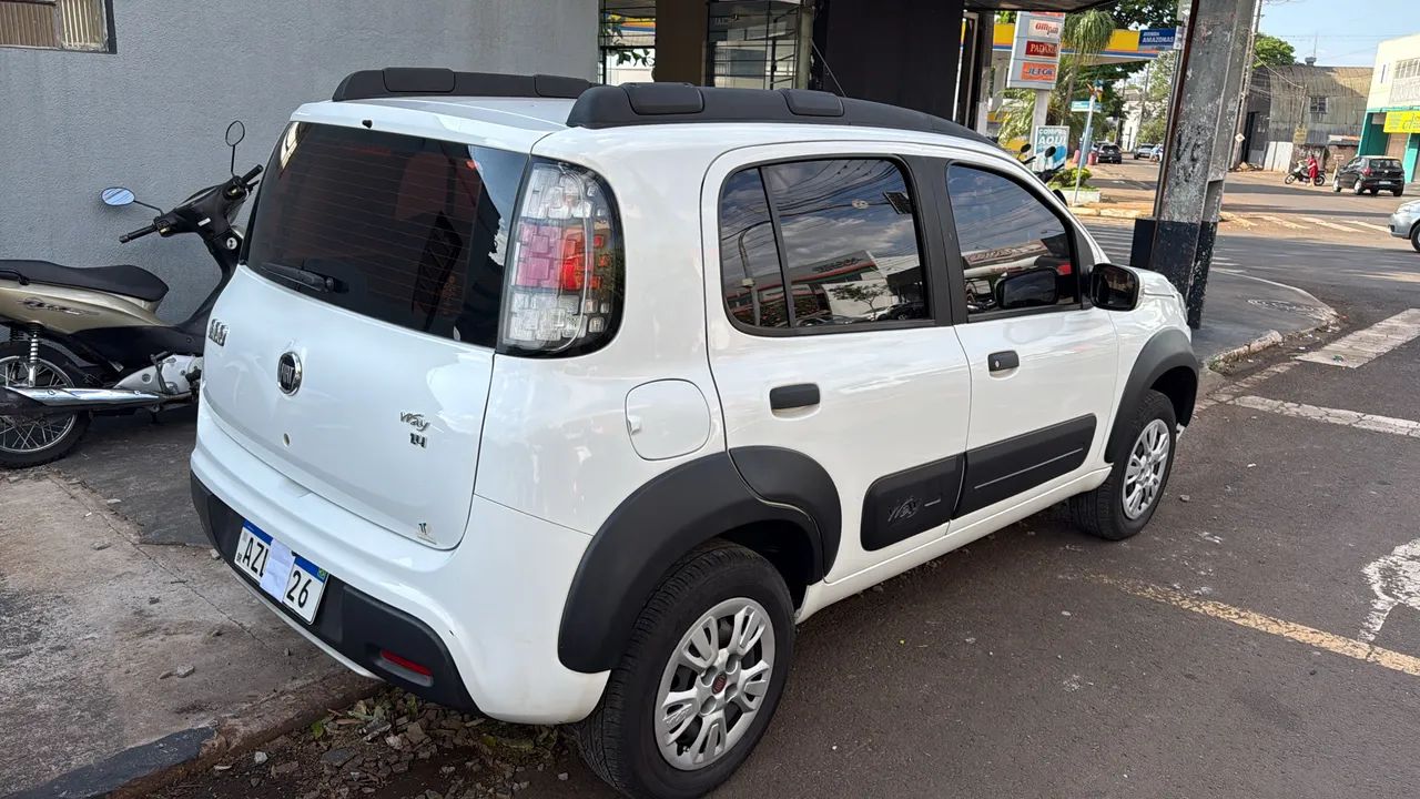 Fiat Uno WAY 1.4 EVO Fire Flex 8V 5P 2015 - Foto 2