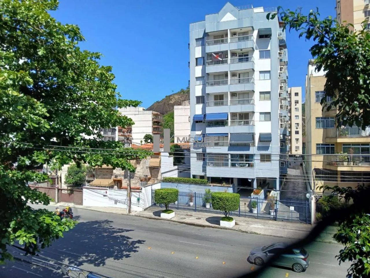 Apartamento a venda 2 quartos sendo 1 suíte, dependência completa e vaga!