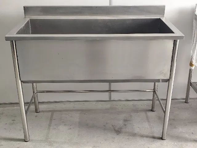 Tanque inox 1,20m ? resistência e praticidade para limpeza pesada 