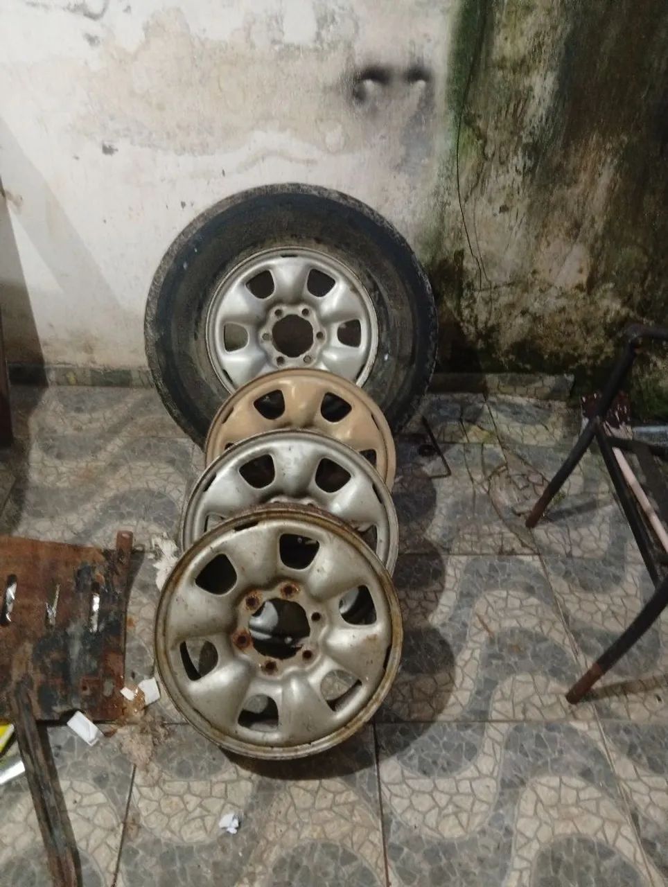 Roda de aço aro 16 hilux