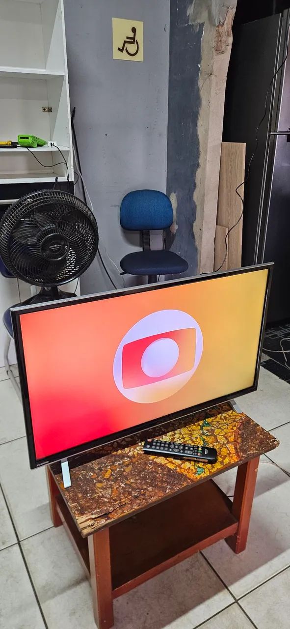 Tv Toshiba 32 polegadas Led sinal digital NÃO E SMART 