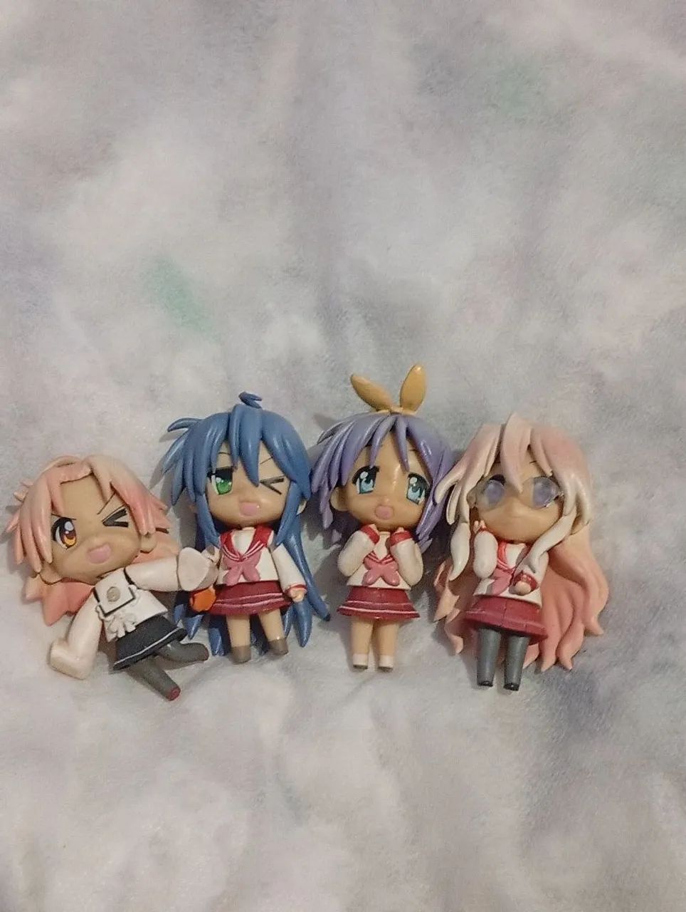 4 figures anime Lucky Star
