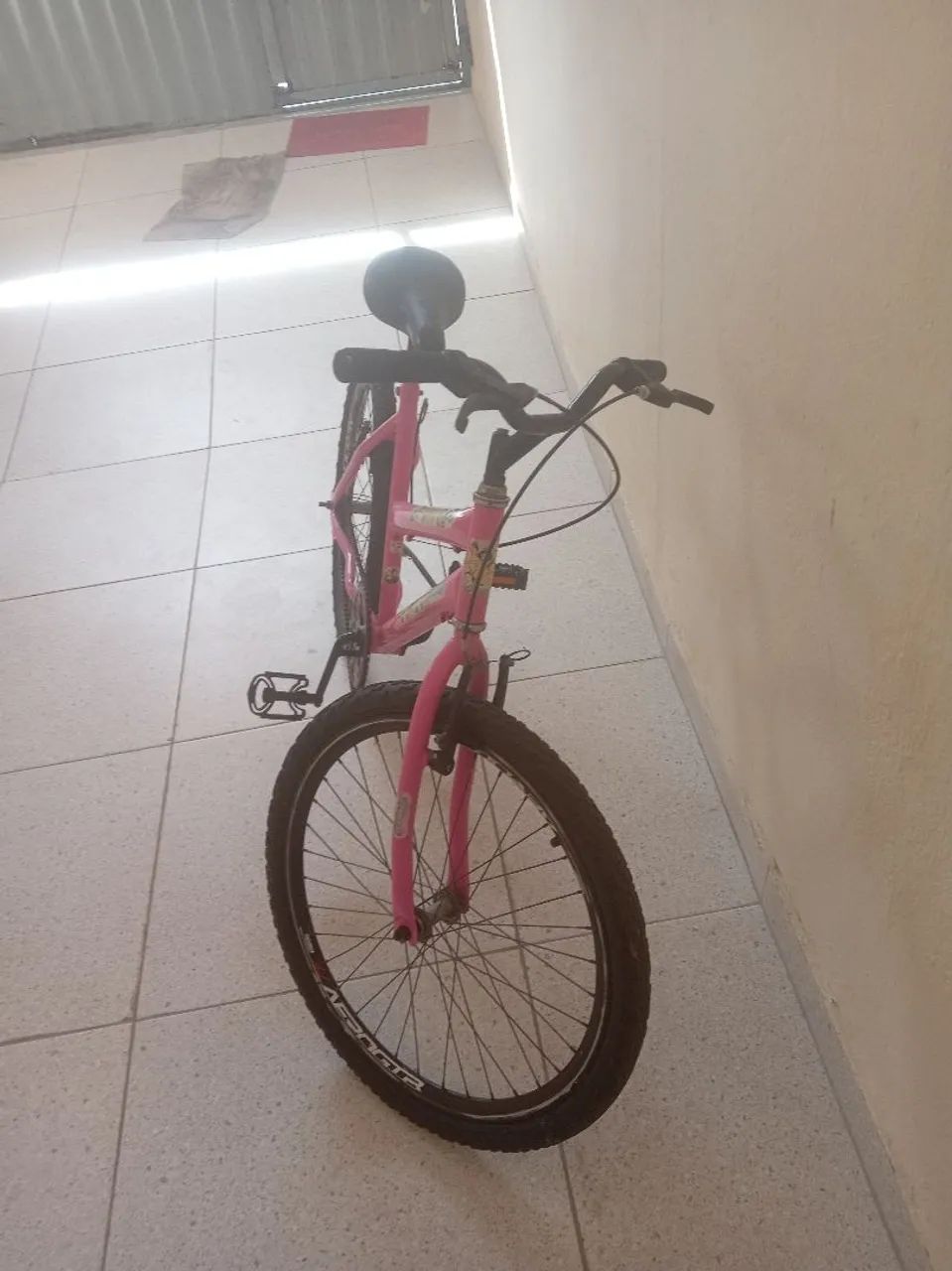 Bicicleta aro 20 bom estado - Foto 3