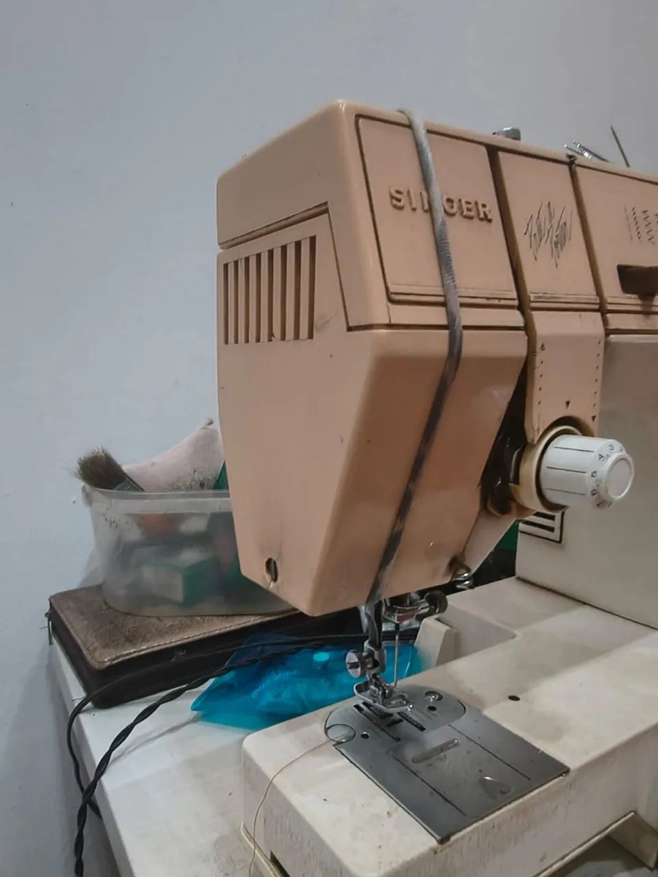 Máquina de costura - Foto 3
