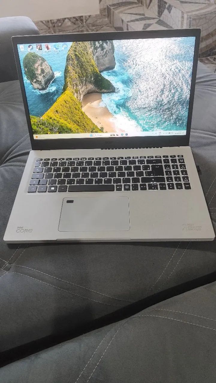 Notebook Acer aspire av15 51 