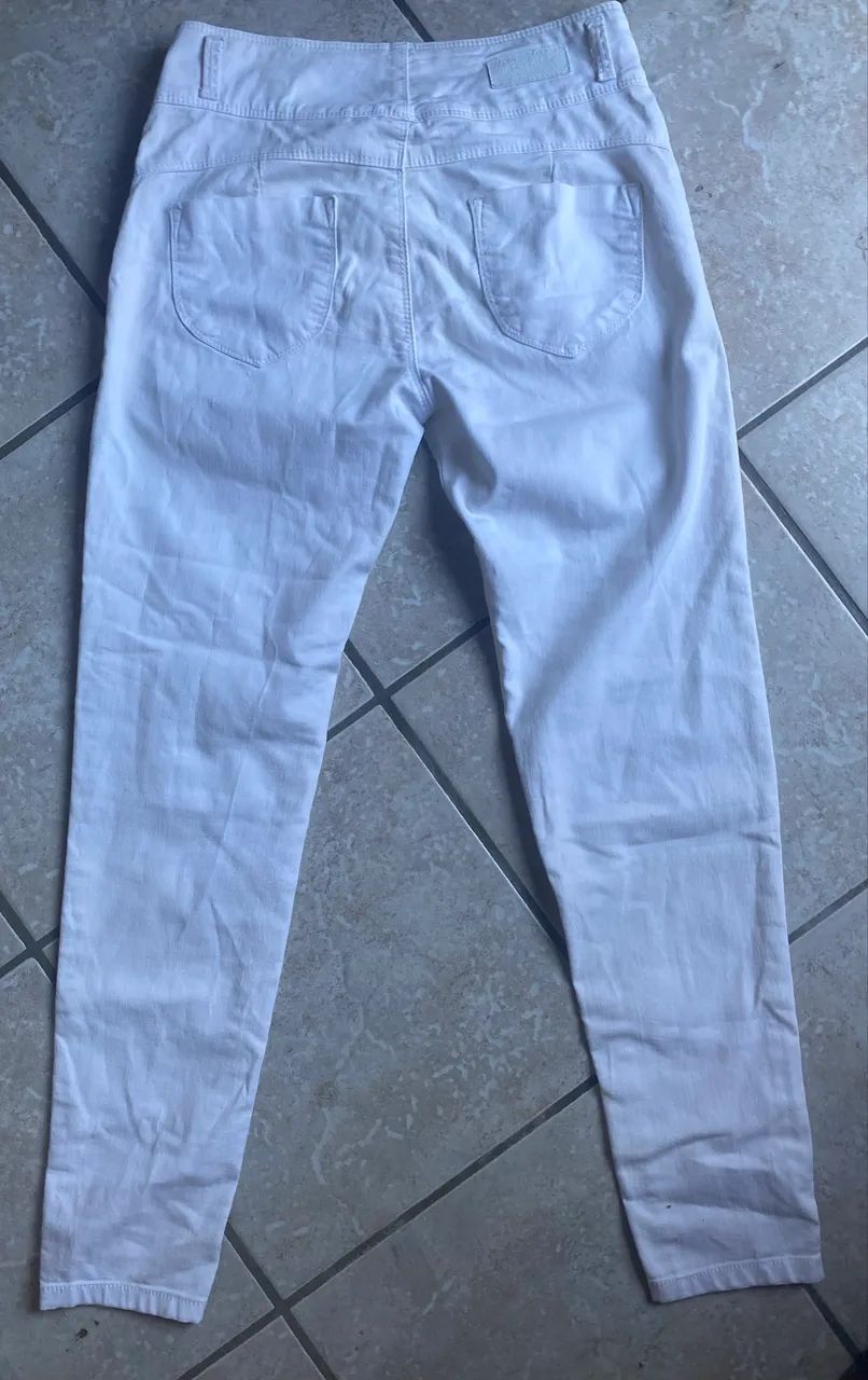 Calça jeans número 36 
