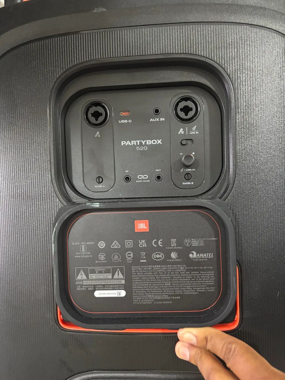 Caixa de som JBL PartyBox 520 com microfone  - Foto 3