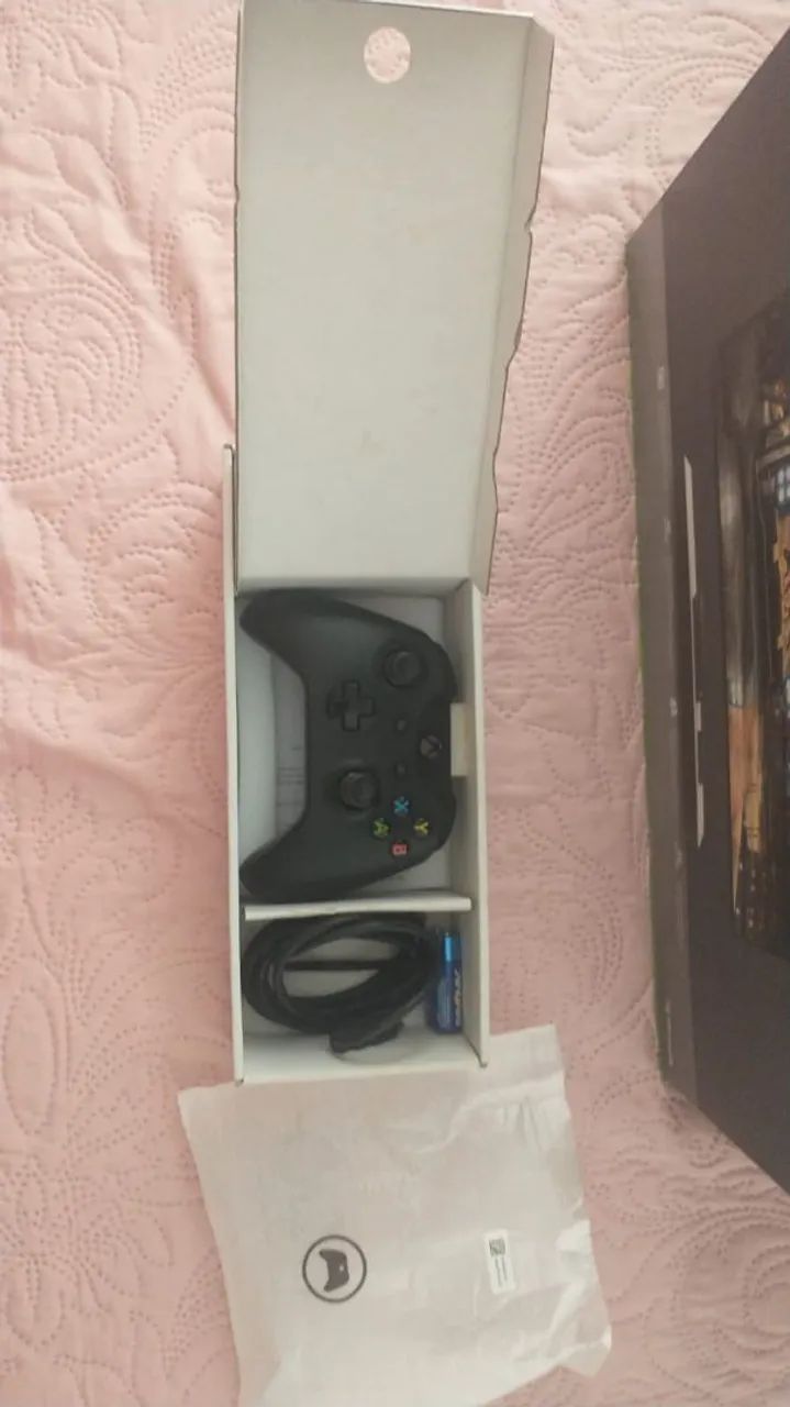 Vendo Xbox One X + Elden Ring  - Foto 5