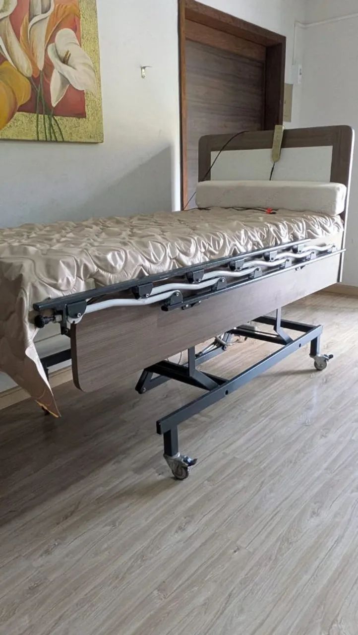 Cama hospitalar elétrica em ótimo estado - Foto 2