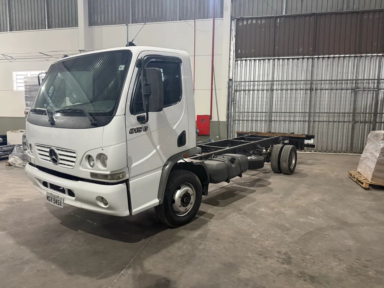Mercedes Accelo 915c impecável 