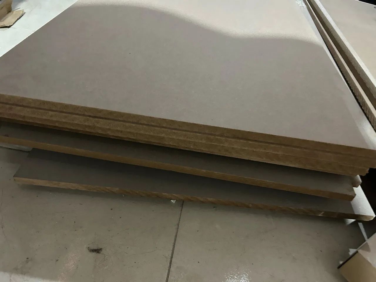 Diversas chapas de MDF