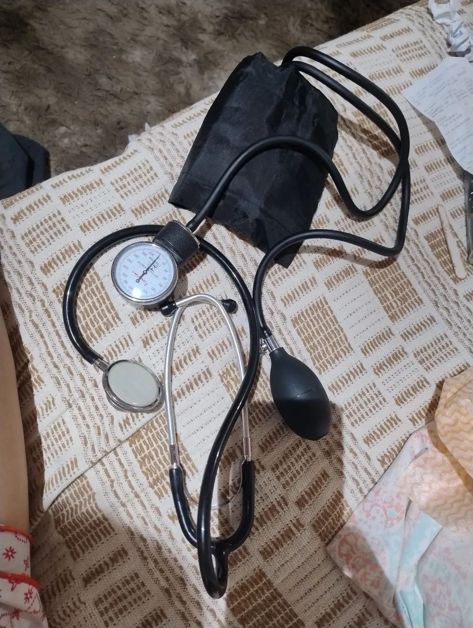 Vendo aparelho de medir pressão arterial  - Foto 5