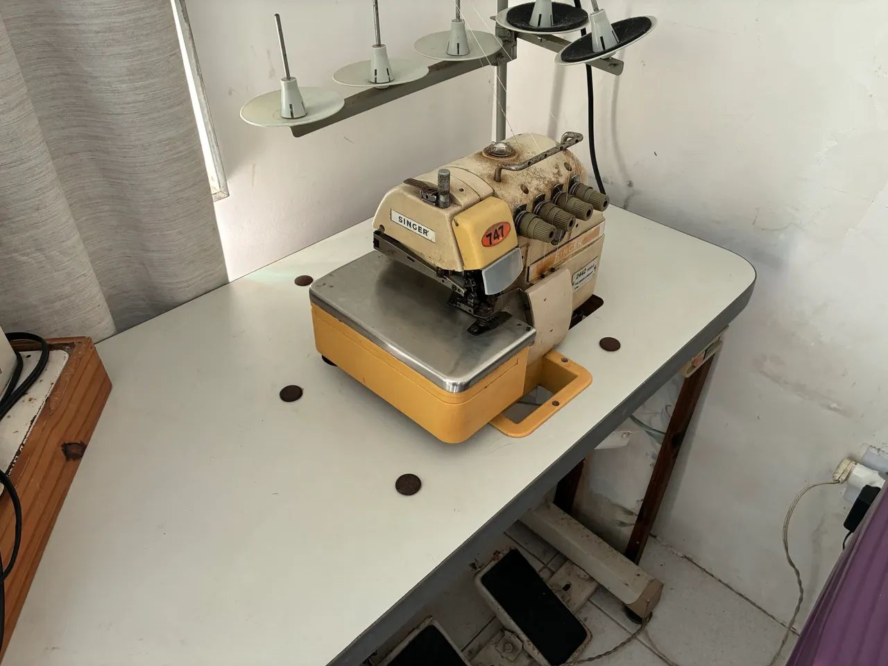 Máquina Overloque e interloque - Foto 3