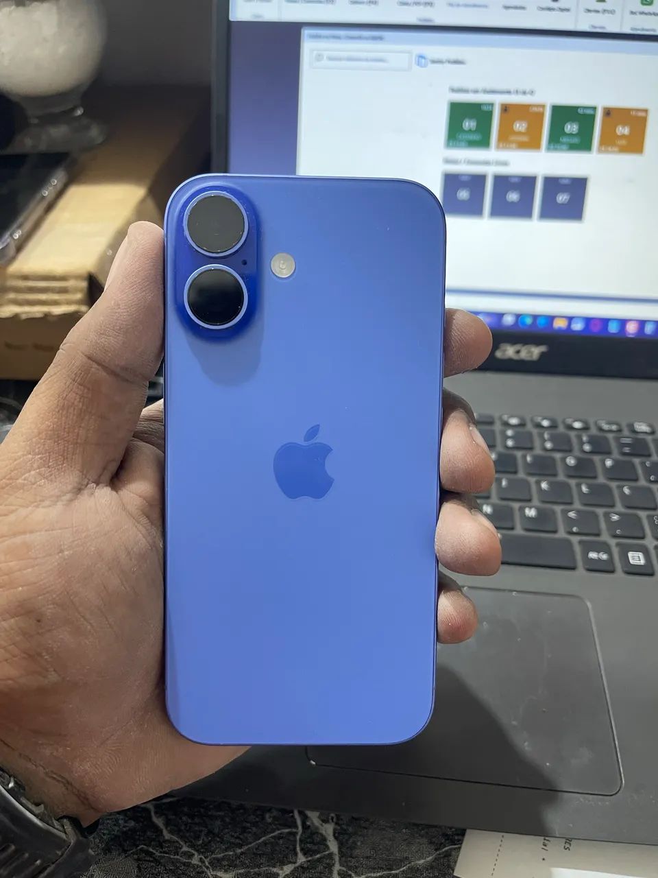 IPHONE 16 - Foto 2