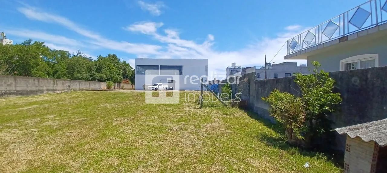 Galpão 3.570m2 no bairro Barreiros - São José