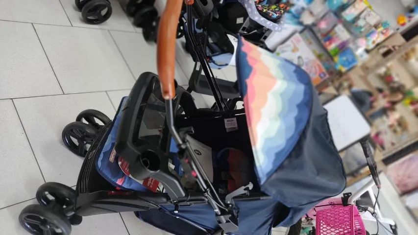 Carrinho de bebê Tutty Baby 