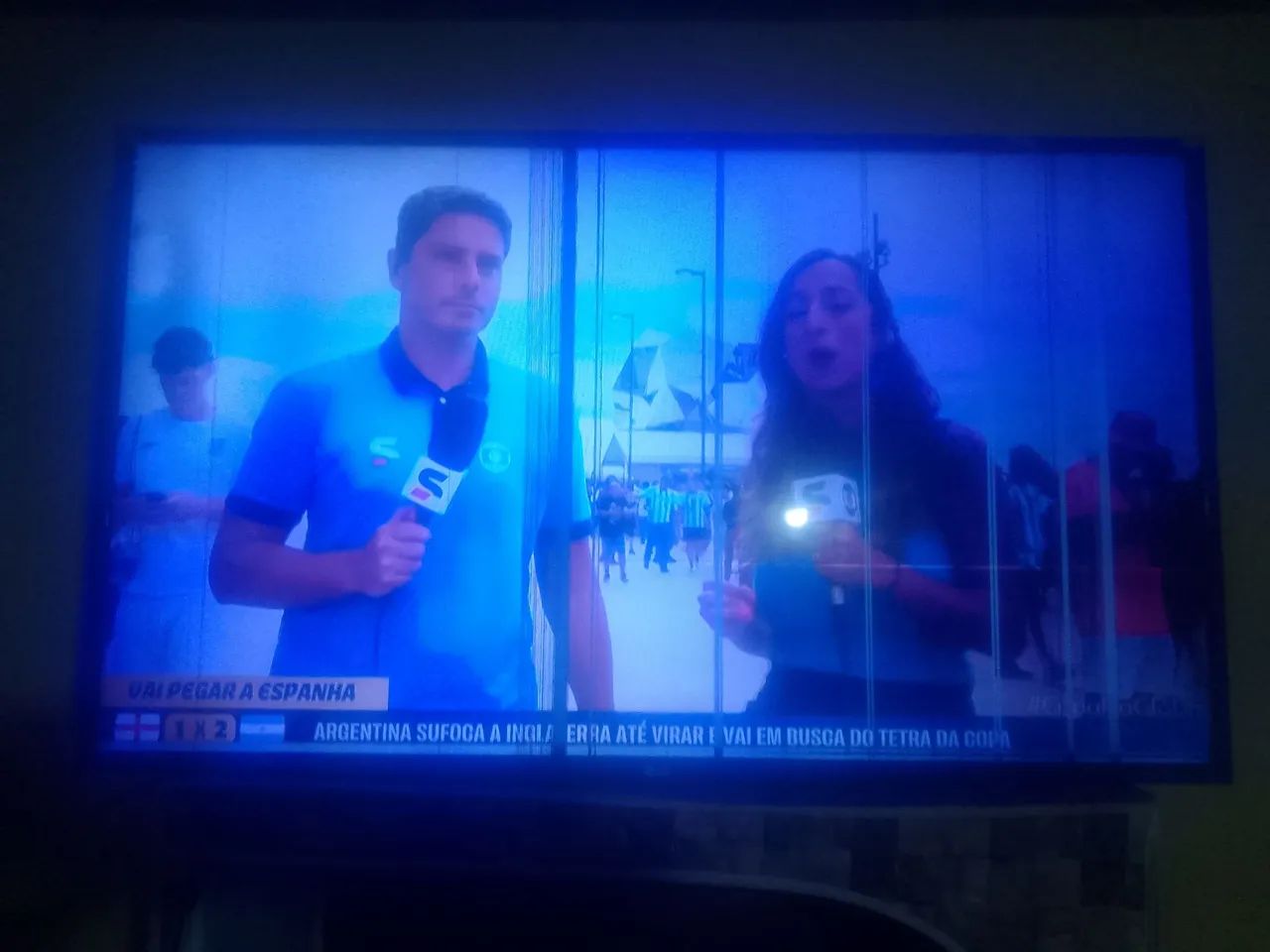 VENDO OU TROCO TV 