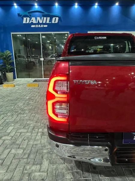 Toyota Hilux CD SRV 4X4 2.8 TDI Diesel Aut. 2017 - Foto 8