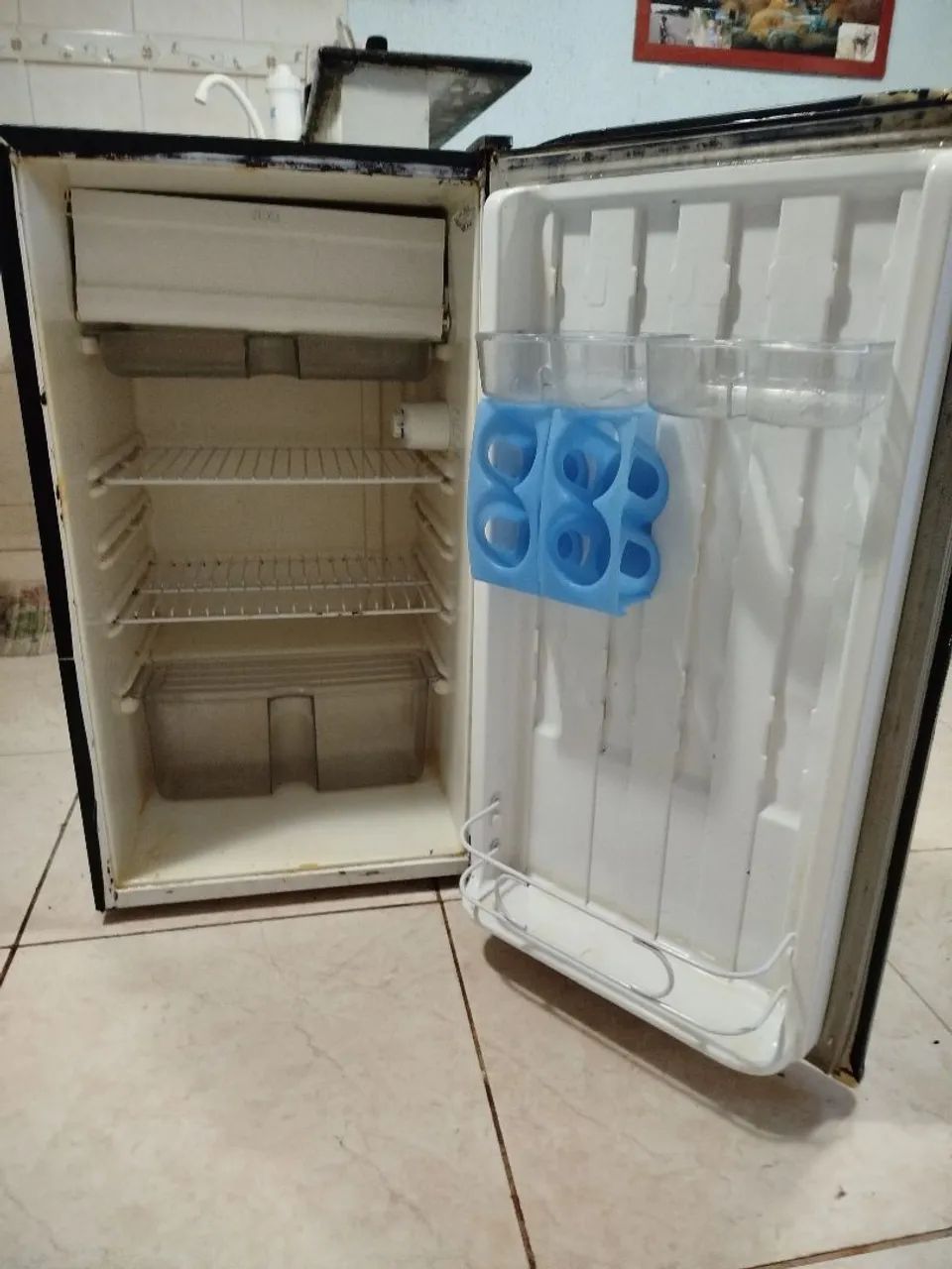 Frigobar Consul preto  - Foto 4