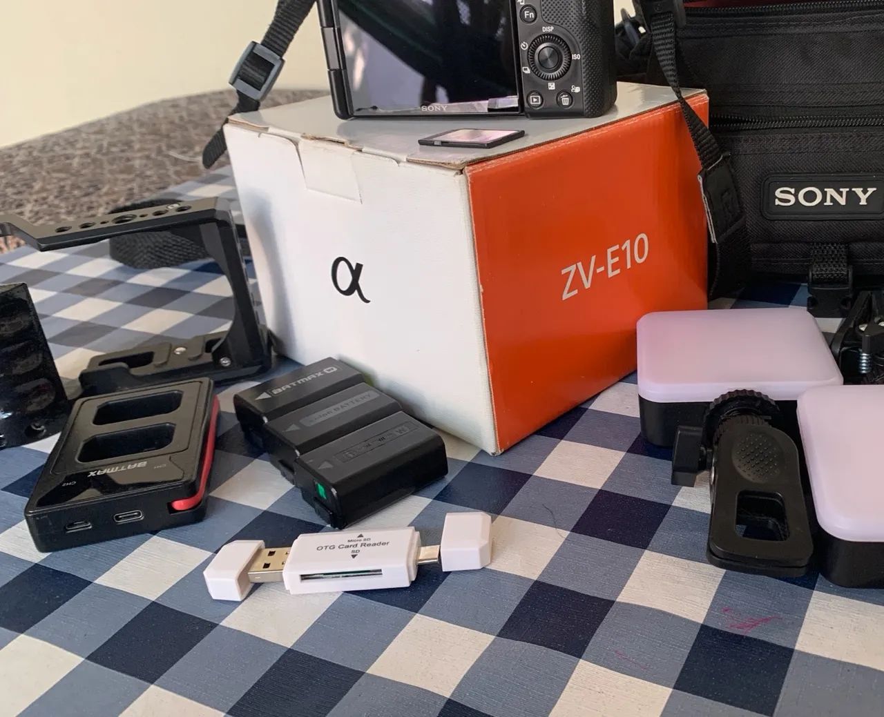 SONY ZV-E10 com lente do kit - Foto 2