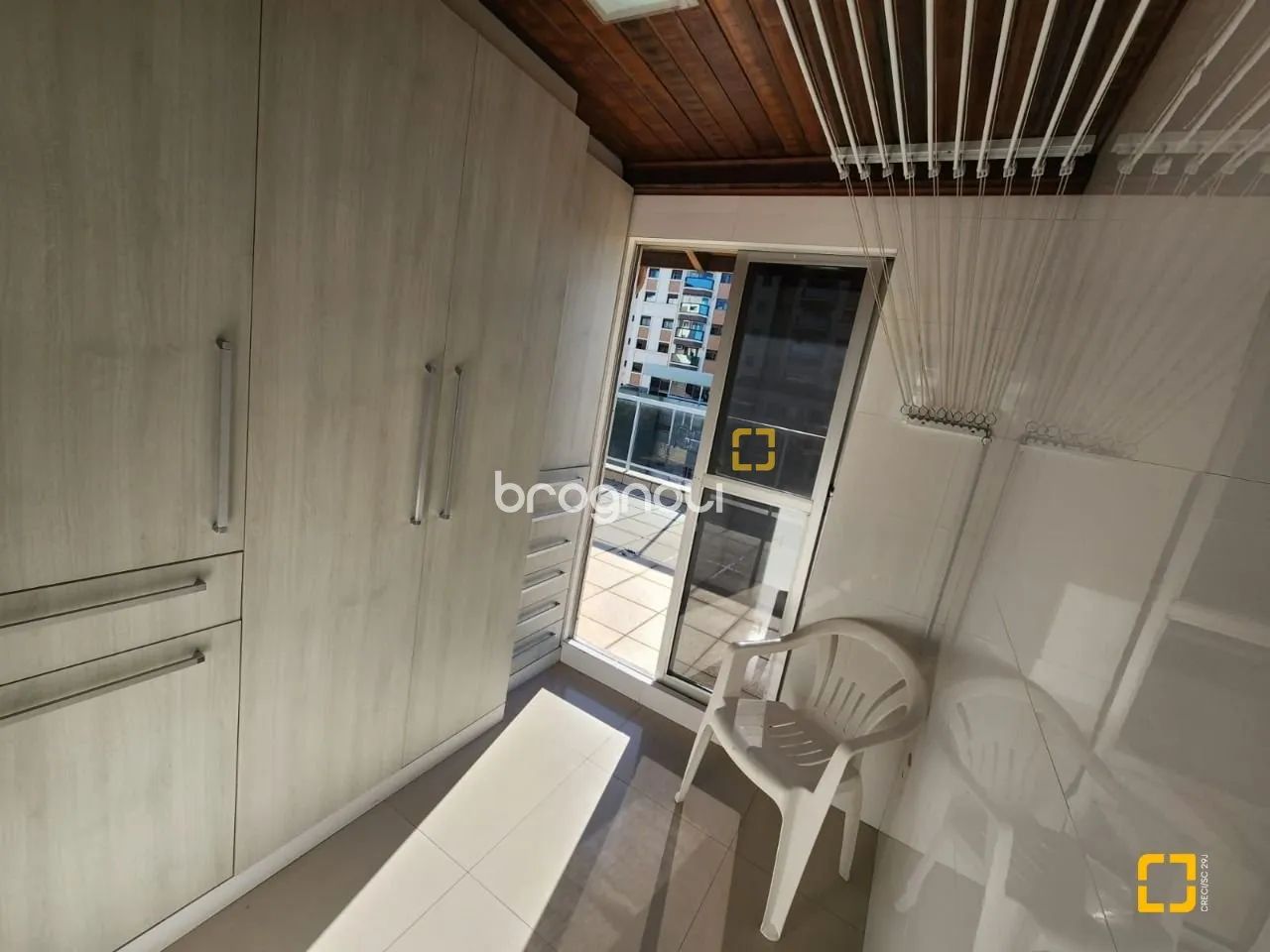 COBERTURA EM COQUEIROS 3 DORMS COM SUÍTE, DEPENDÊNCIA E DUAS VAGAS - Foto 2