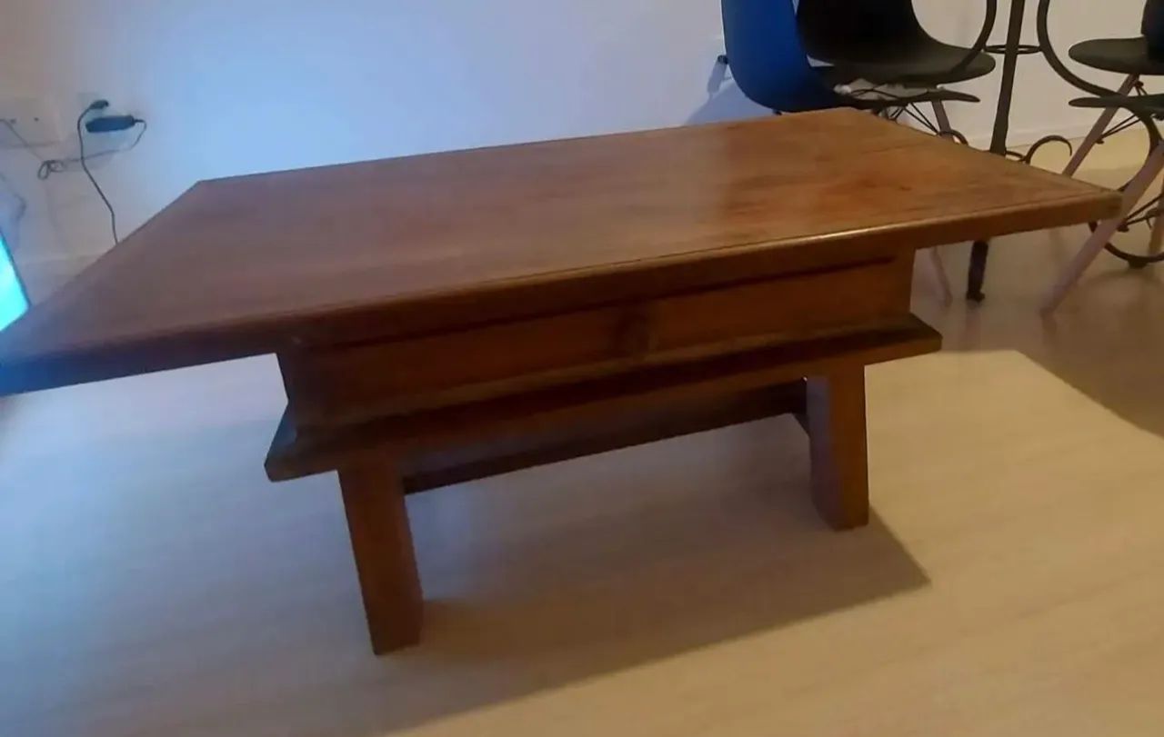 Mesa de Centro em Madeira Maciça com Gaveta - Linda e Resistente
