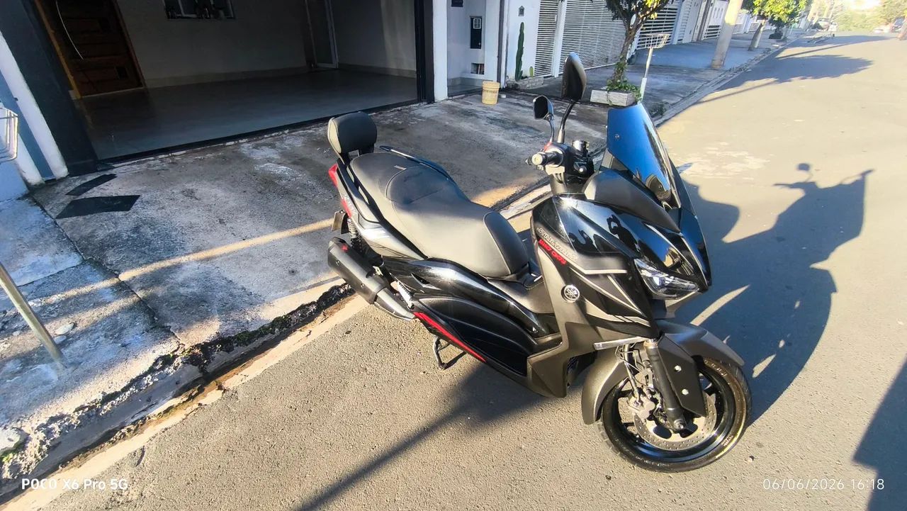 XMAX 250 2022 - Foto 3