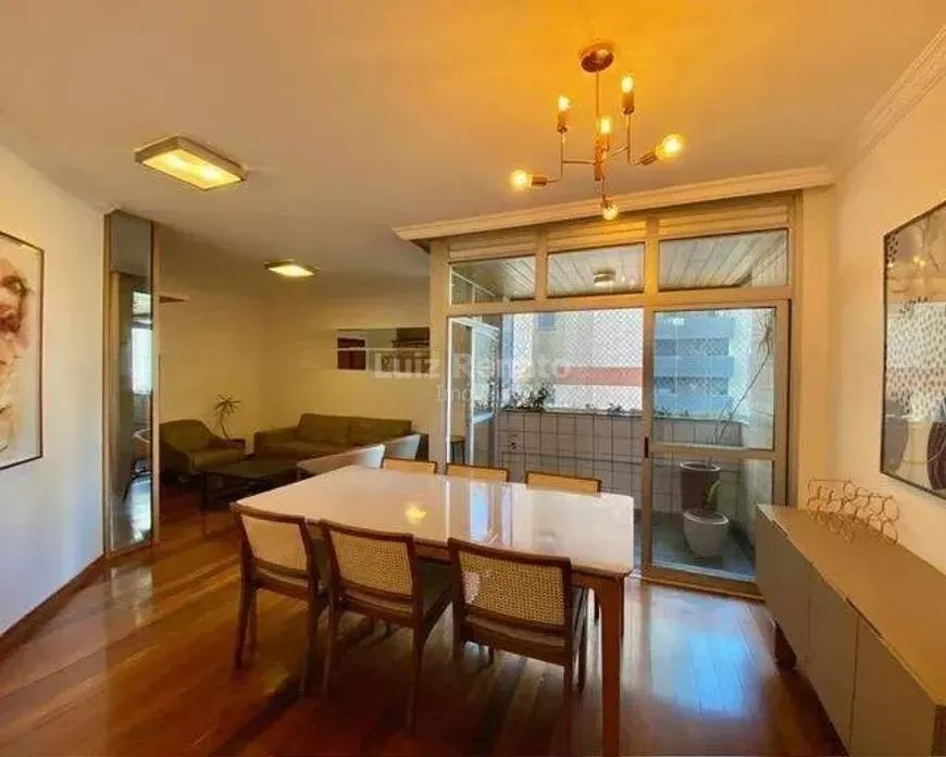 Apartamento mobiliado para locação na Savassi