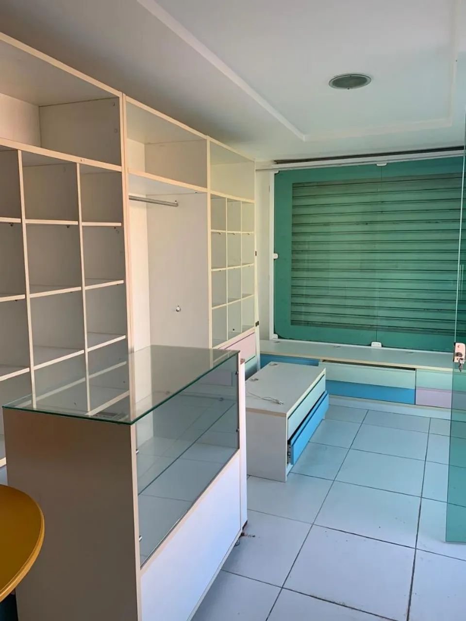 Aluga-se ponto comercial/toda mobiliado - Foto 5