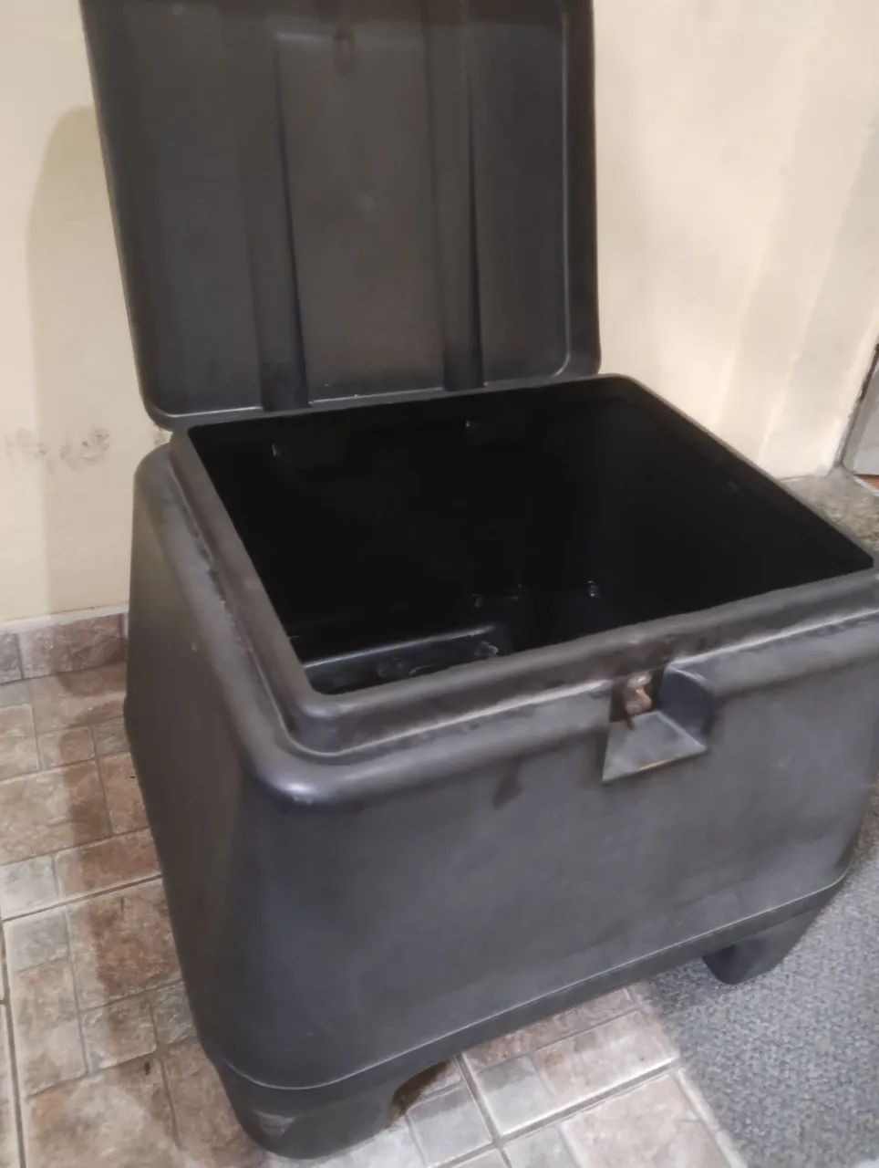 Baú 80 litros 