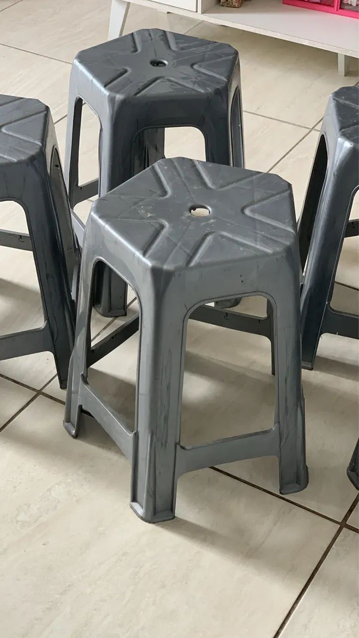 6 bancos  plástico  - Foto 3