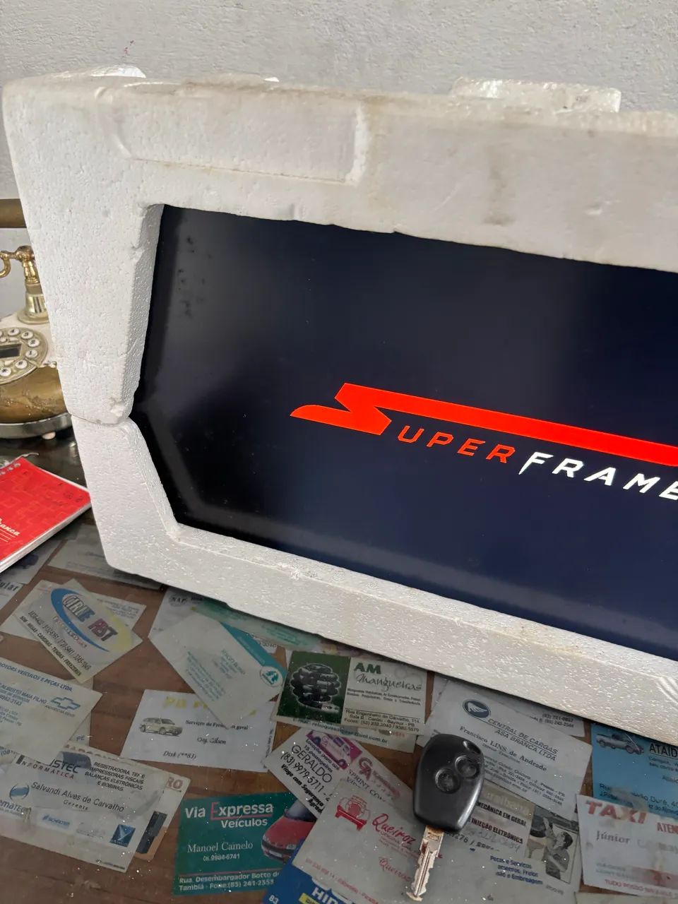 monitor superframe 75hz 24?.  (com defeito)