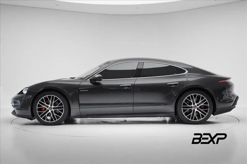 Porsche Taycan 4S (Elétrico), foto 5 de 16