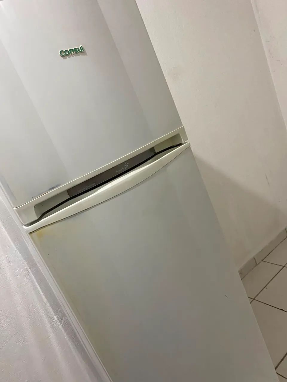 GELADEIRA EM PERFEITO ESTADO
