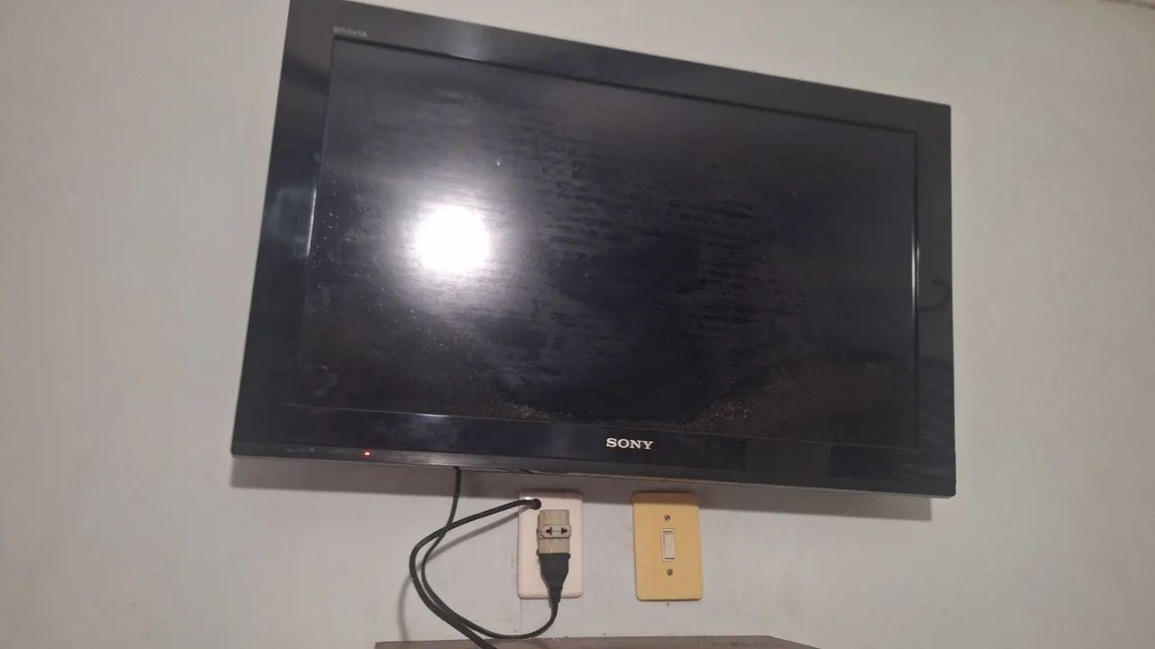 Tv sony lcd 32polegadas. Defeito na imagem