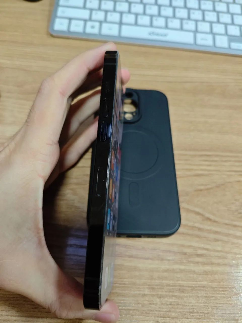 iPhone 14 Pro 256GB, muito bem conservado, sem marcas de uso relevantes. - Foto 5