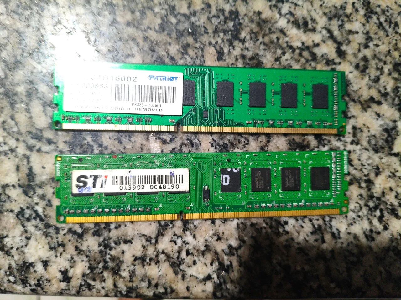 MEMÓRIA DDR3, DOIS PENTE DE 4 MEMÓRIA 