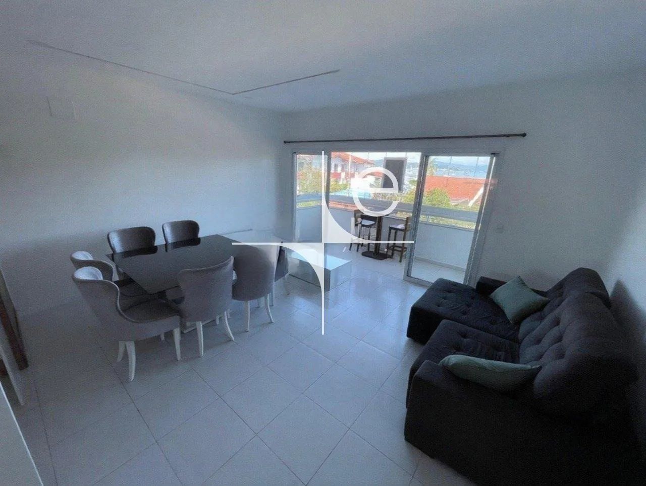 Apartamento 3 quartos no bairro Canavieiras - Florianópolis