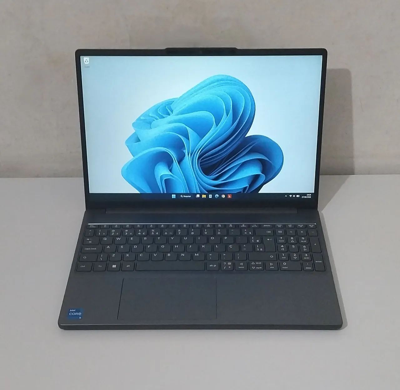Notebook Lenovo IdeaPad Slim 3 15IRH10 - Foto 3