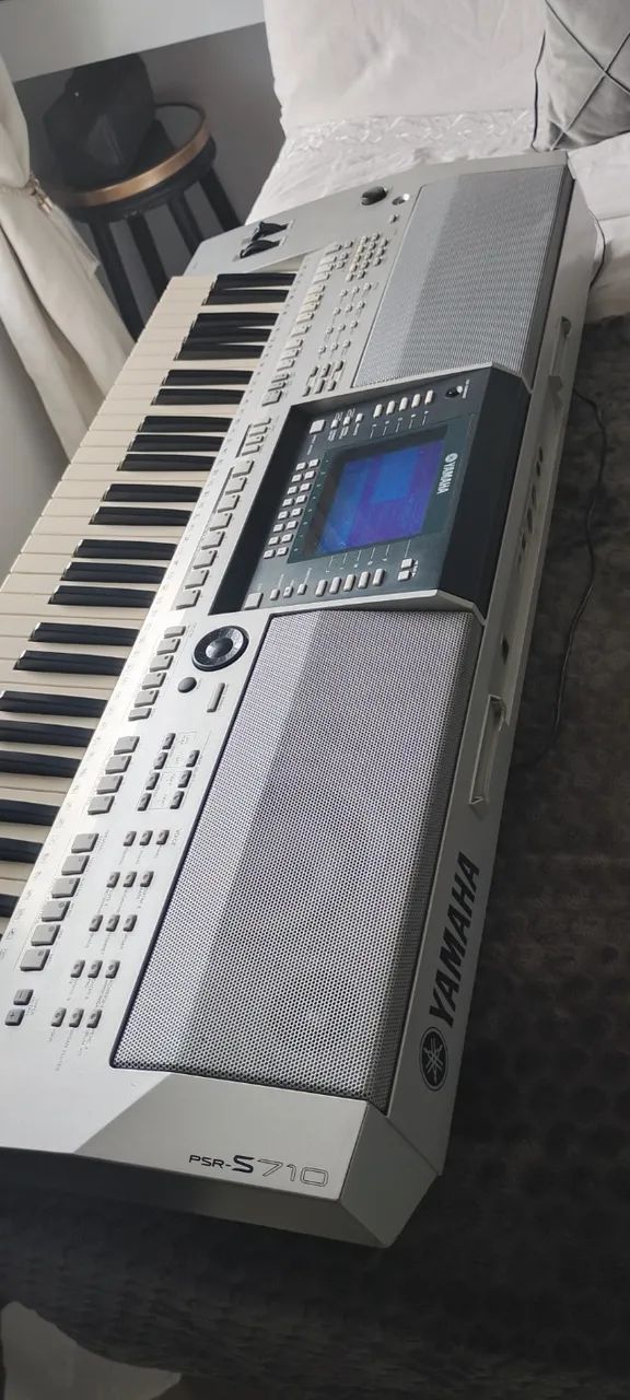 Teclado Yamaha PSR S710 - Foto 5