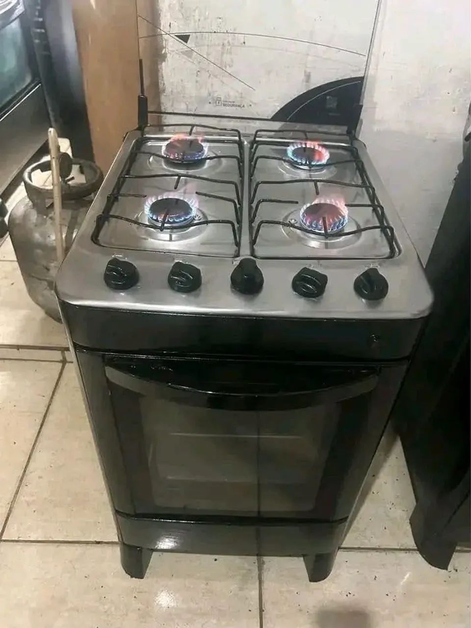 Fogão 4 bocas 