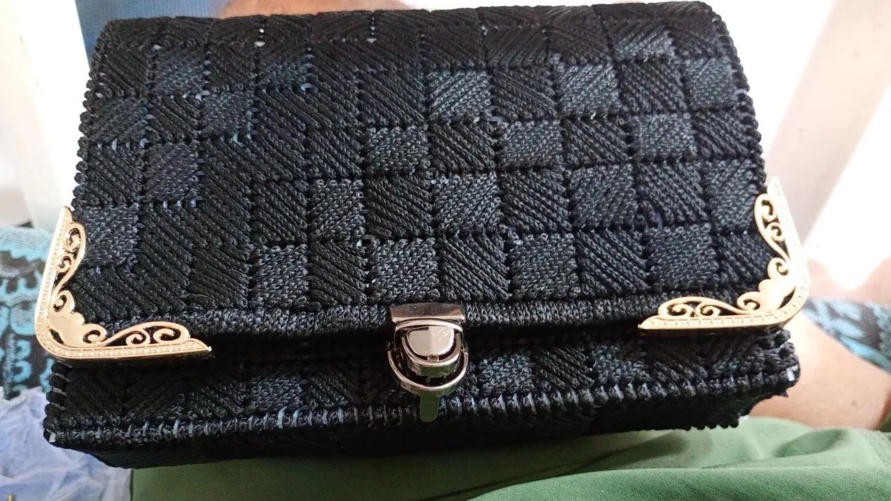 Bolsas de crochê em tela chemilli - Foto 5