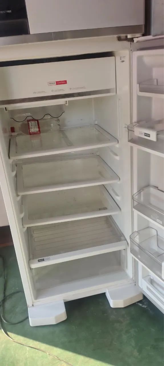 Geladeira Brastemp  - Foto 2