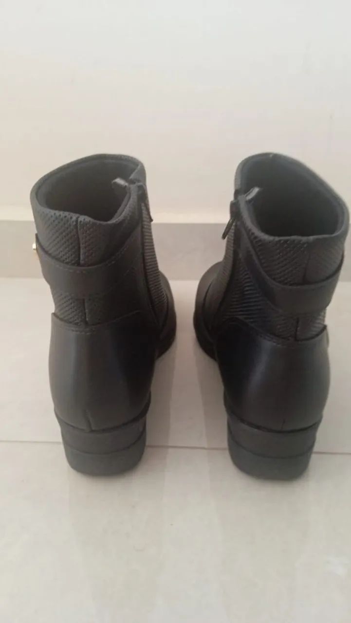 Bota feminina NOVA  - Foto 5