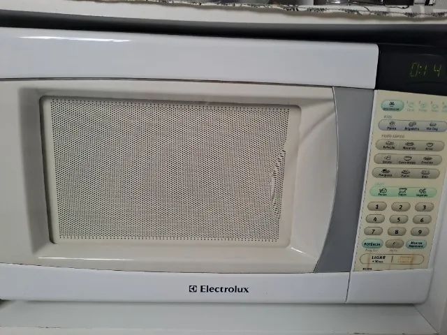 Micro-ondas Electrolux branco 28 litros 