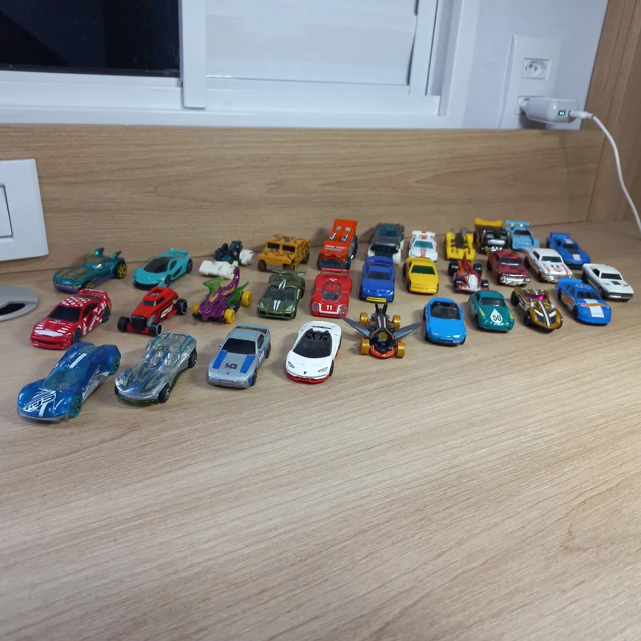 LOTE HOTWHEELS