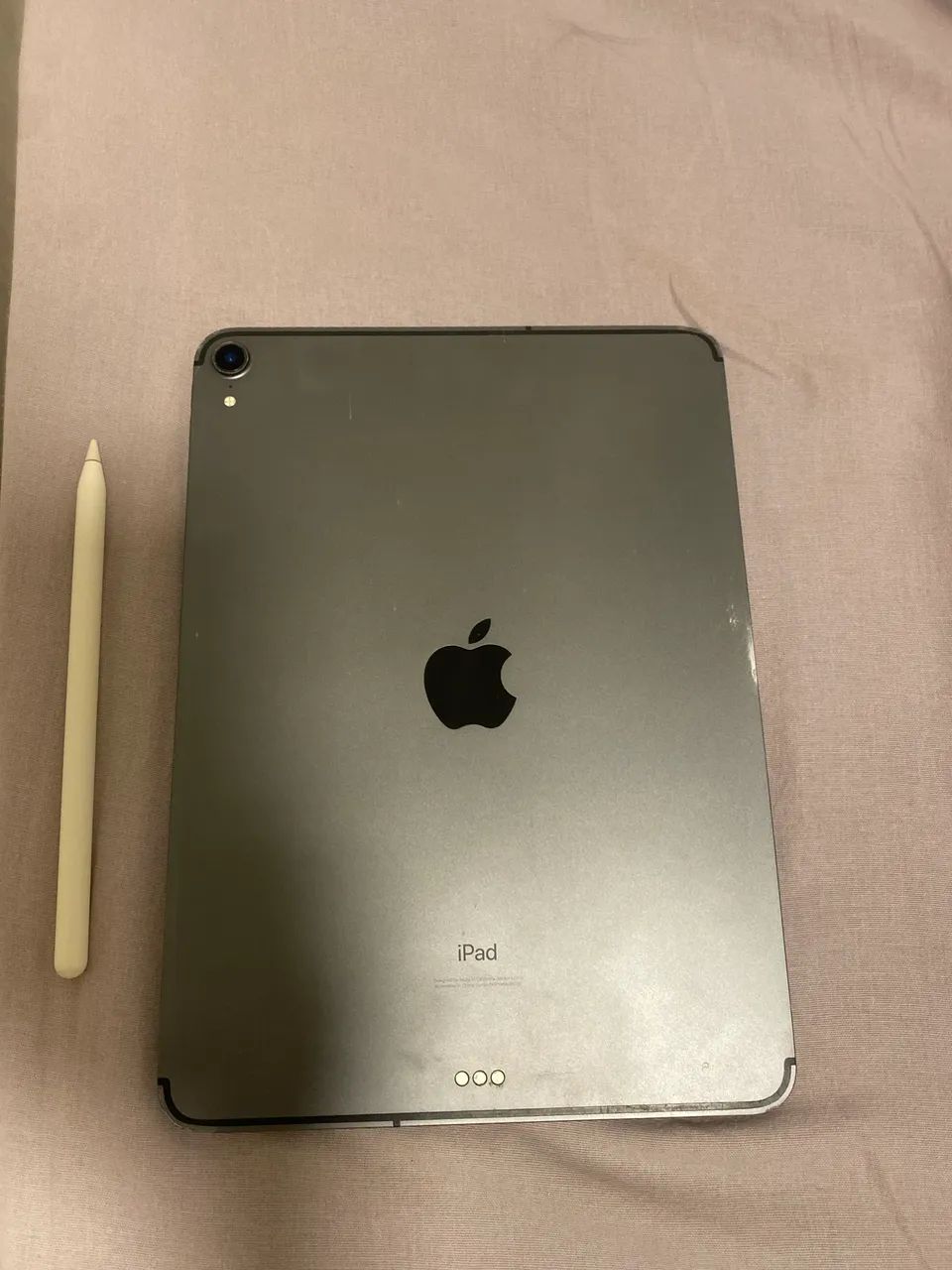 ? iPad Air + Apple Pencil (2ª geração) - Leia a descrição