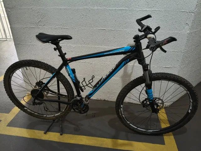 Bicicleta Specialized Rockhopper 29 Azul - Foto 2
