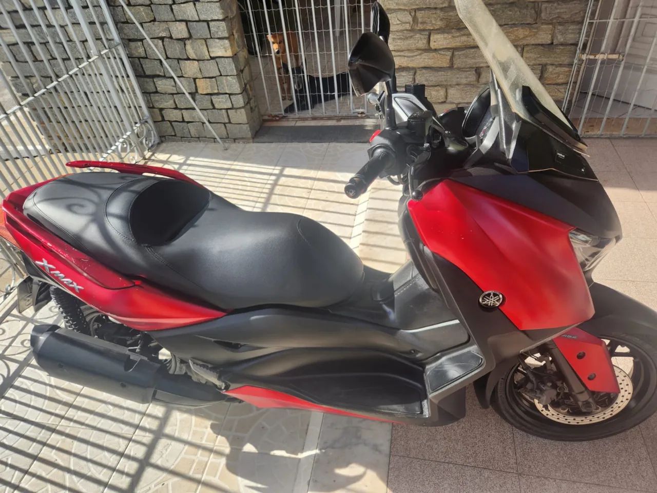 XMAX vermelha 21/22 - Foto 2